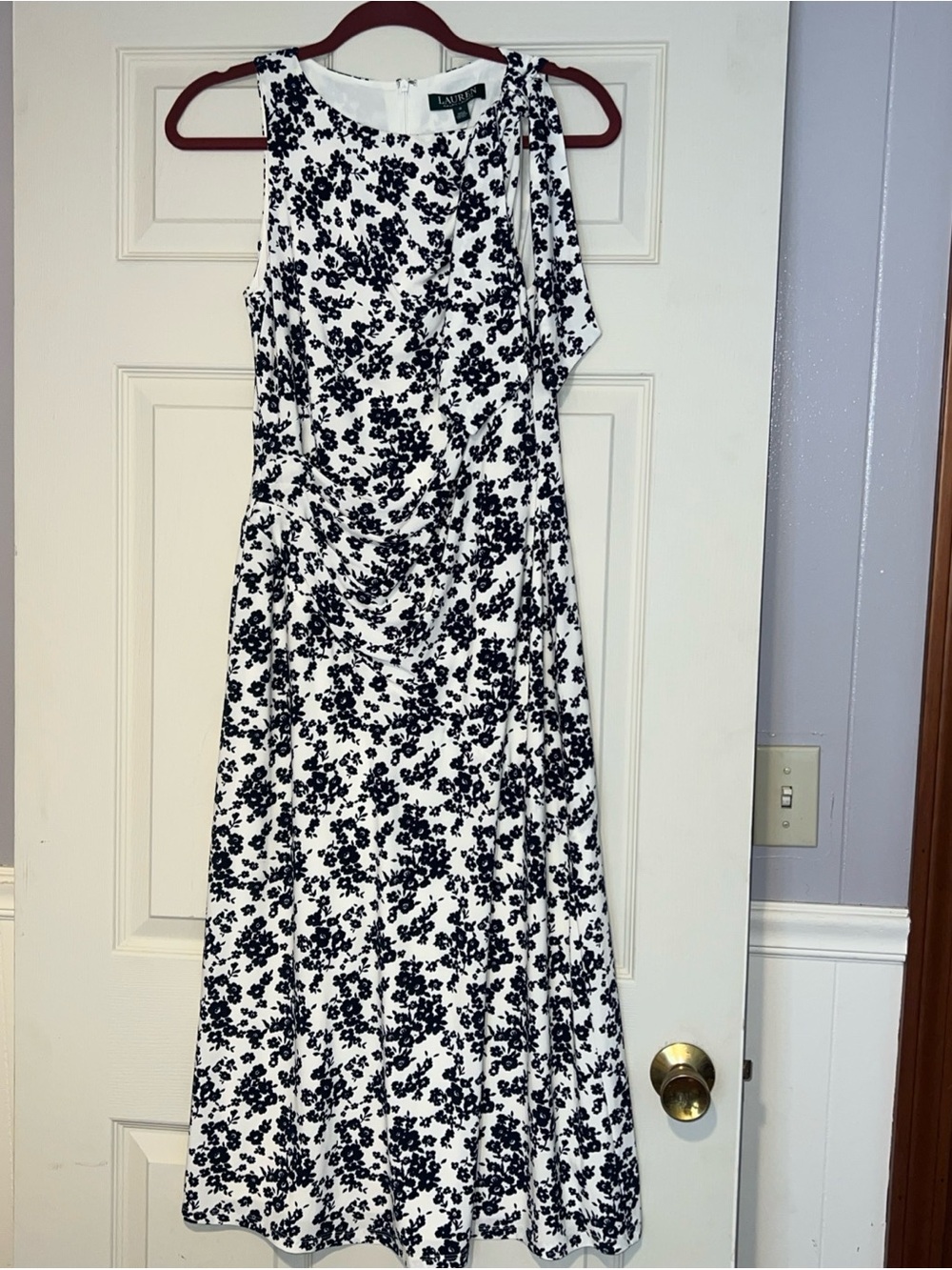 Lauren Ralph Lauren sleeveless dress Draped Runched Midriff Shoulder Tie Size 6